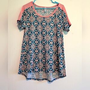 Lularoe Short sleeve top size medium
